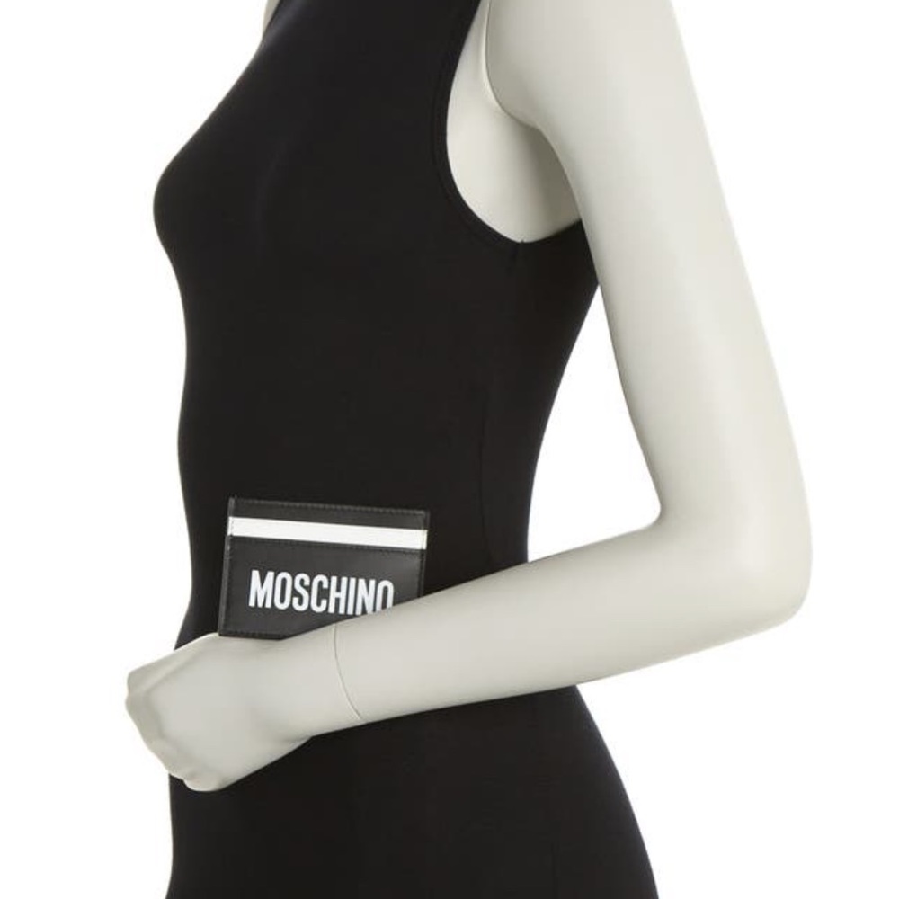 Moschino - Picture 3 of 5
